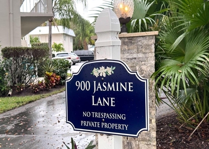 900 Jasmine Lane - Photo 1