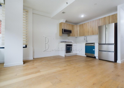 30-18 14th Street - Photo 1