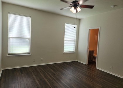 205 Beech Dr - Photo 1