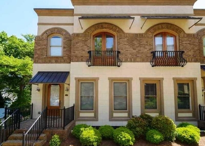 396 15th Street Nw - Photo 1