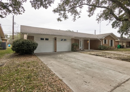 2303 Kipling Street - Photo 1