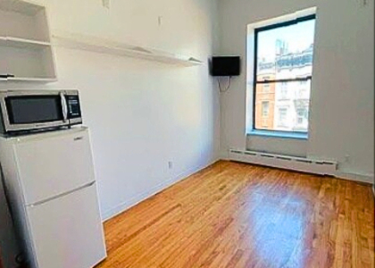 14 St Marks Place - Photo 1