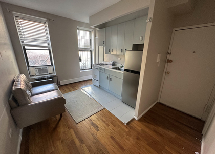 370 West 52nd Street - Photo 1