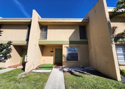 9421 Nw 15th Street - Photo 1
