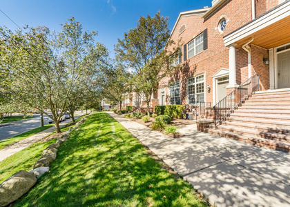 695 River Park Village Bouleva - Photo 1