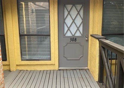 806 W 24th St - Photo 1