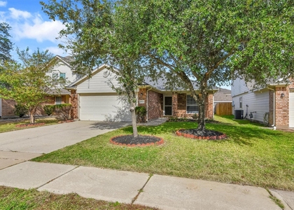 4034 Falvel Shadow Creek Drive - Photo 1