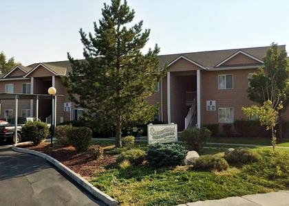 340 E Street - Photo 1