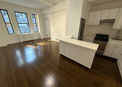 East 46th Street - Photo 1