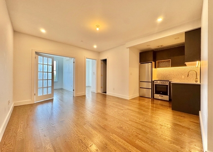 244 Hawthorne Street - Photo 1