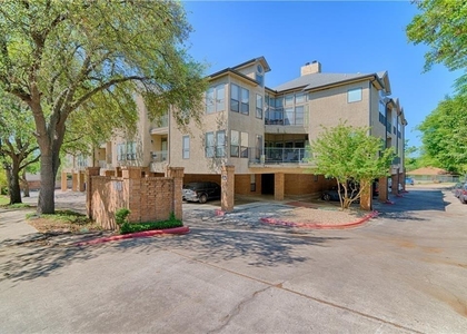 1910 Robbins Pl - Photo 1