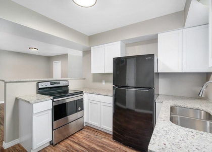 1303 S 2nd Street - Photo 1