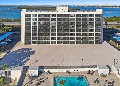 7100 Sunshine Skyway Lane S - Photo 1