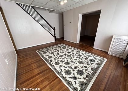 608 Taylor - Photo 1