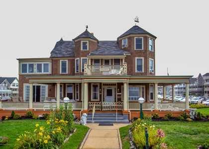 19 Ocean Avenue - Photo 1