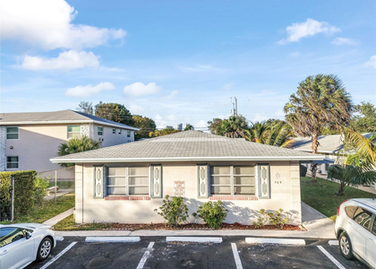 709 Se 15th Street - Photo 1