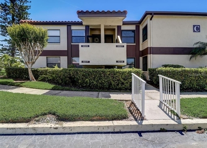 3217 Westridge Boulevard - Photo 1