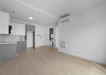 837 Maple Street - Photo 1