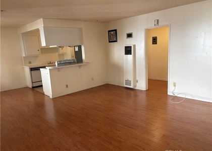 415 N 3rd Street - Photo 1