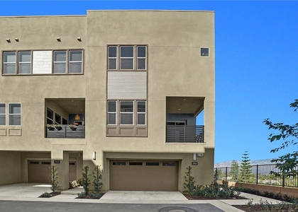 1958 Hollyleaf Terrace - Photo 1