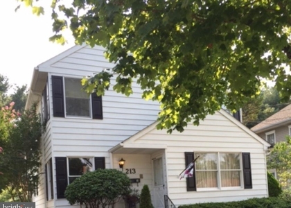 213 Laurel Avenue - Photo 1