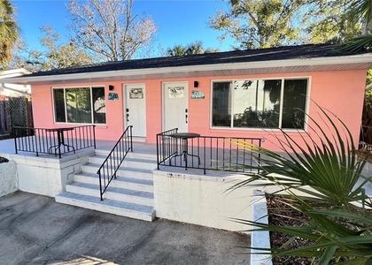 976 Tennessee Lane - Photo 1