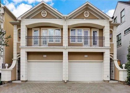 1522 Dunlavy Street - Photo 1