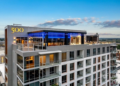 500 W Trade Street - Photo 1