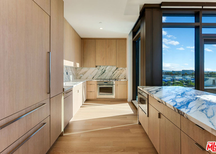 700 Broadway - Photo 1