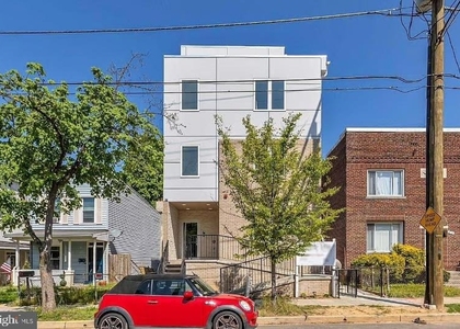 1416 22nd Se - Photo 1