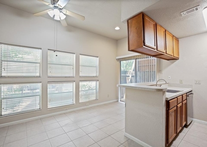 2311 Nueces St - Photo 1