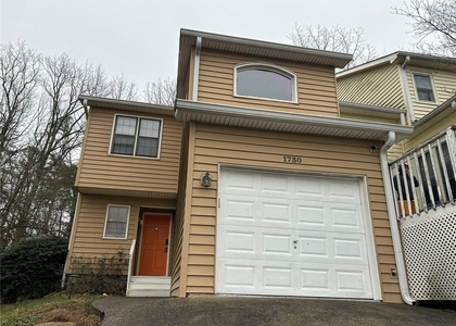 1730 Paddlewheel Drive Ne - Photo 1