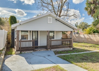 106 W Haya Street - Photo 1