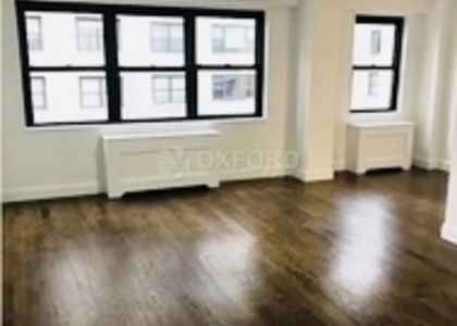 East 89th Street - Photo 1