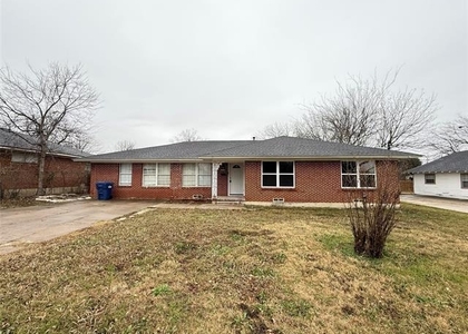 1210 Hall Street - Photo 1