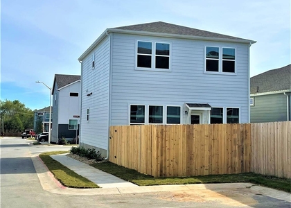 15110 Forum Ave - Photo 1
