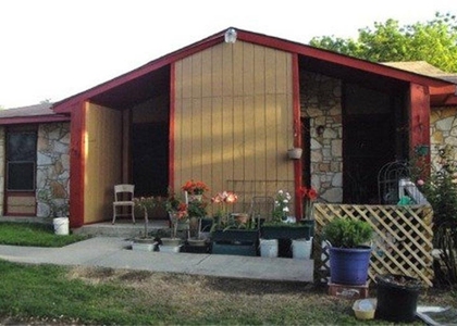 3100 Avenue Q - Photo 1