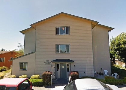 141 S River Street - Photo 1
