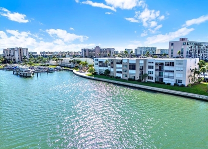 7625 Sun Island Drive S - Photo 1