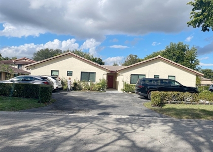 4104 Nw 114th Avenue - Photo 1