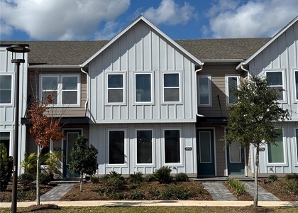 2962 Voyager Avenue - Photo 1