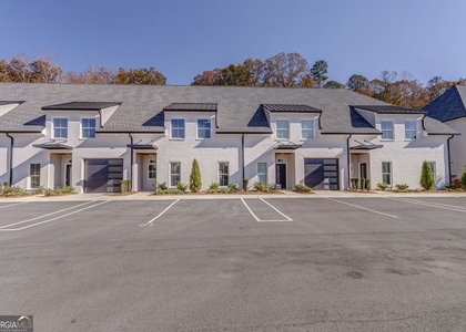 77 Chateau Drive - Photo 1