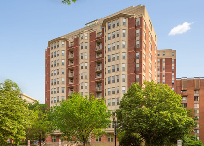1210 Massachusetts Ave, Nw - Photo 1
