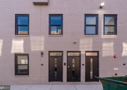 2700 E Auburn Street - Photo 1