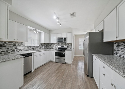643 Ames Street - Photo 1