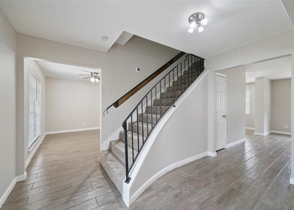 643 Ames Street - Photo 1
