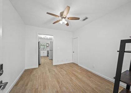701 28th Street - Photo 1