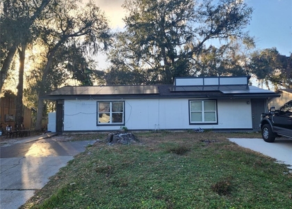 1105 Old South Drive - Photo 1