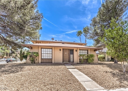 1553 Dorothy Avenue - Photo 1