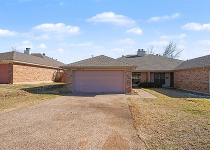 1507 Lindsey Lane - Photo 1